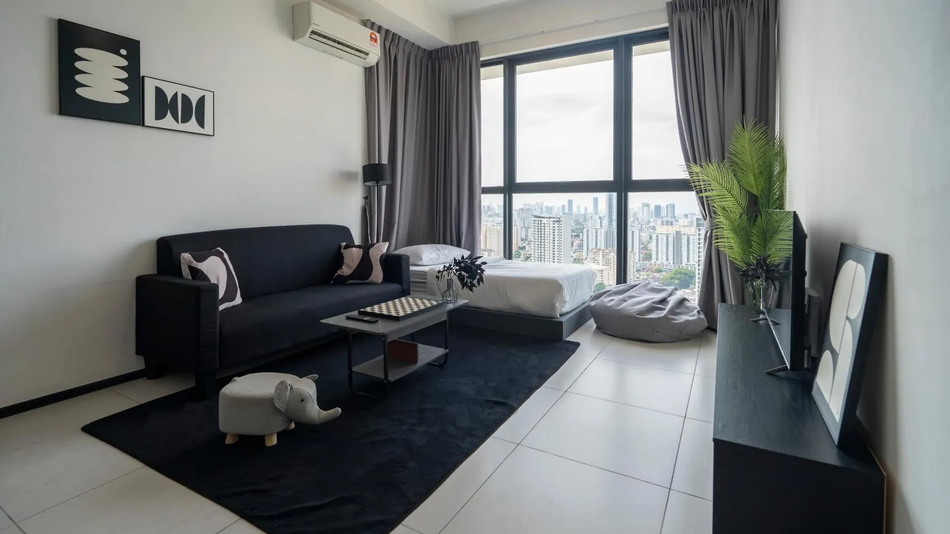 Urban Suites Nest 2Br New Unit 2 Free Carpark High Floor Nice View Unit George Town Appartamento